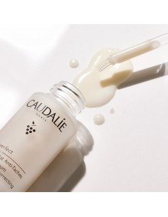 Caudalie Vinoperfect Sérum... 2