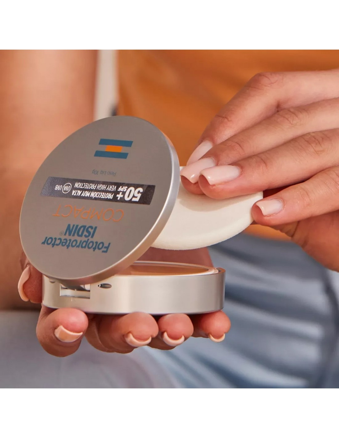 Isdin Compact Arena SPF50+ 10g Isdin Compact Arena SPF50+ 10g