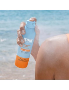 Isdin Transparent Spray Wet... 2